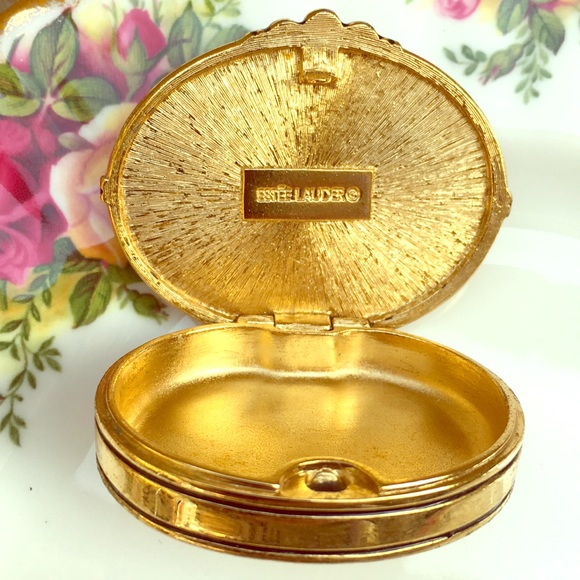 Estee Lauder Coral Cameo Perfume Box - Picture 8 of 8